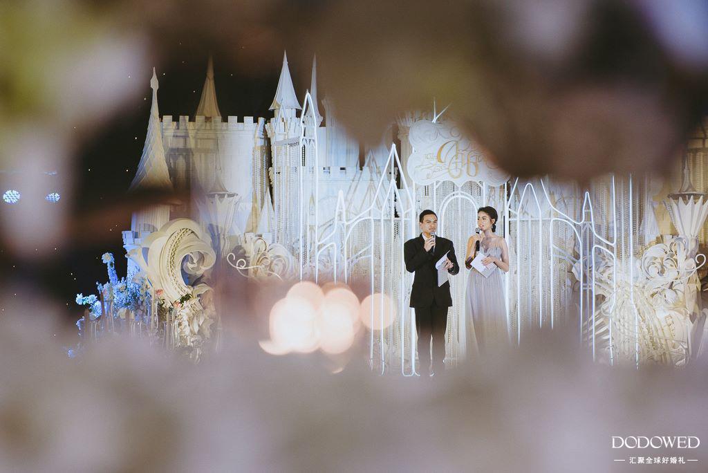 发光灯带城堡童话婚礼