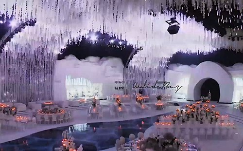 比梦境还浪漫的冰雪童话婚礼搭建 02:28