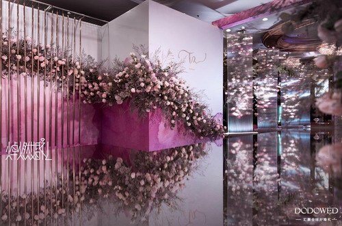 焯燃婚礼作品《VIOLET PINK》