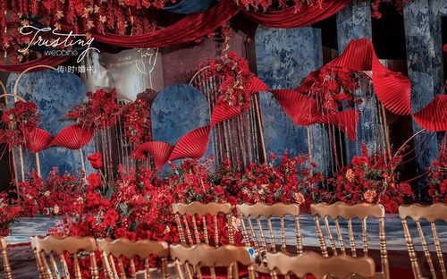 传时婚礼策划案例《小传奇》