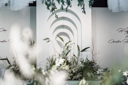 洋葱花艺工作室白绿色婚礼案例