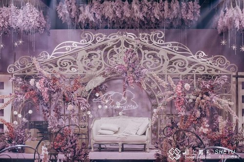 洋葱花艺工作室紫色婚礼案例