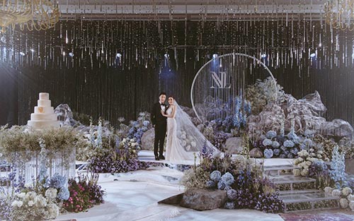 奢华耀眼的水晶镜面泰式婚礼精剪 06:27