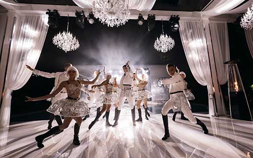 奢美意大利科莫湖白色花田婚礼