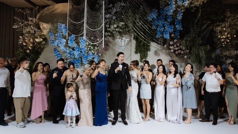 优雅气质弧形水晶泰式婚礼