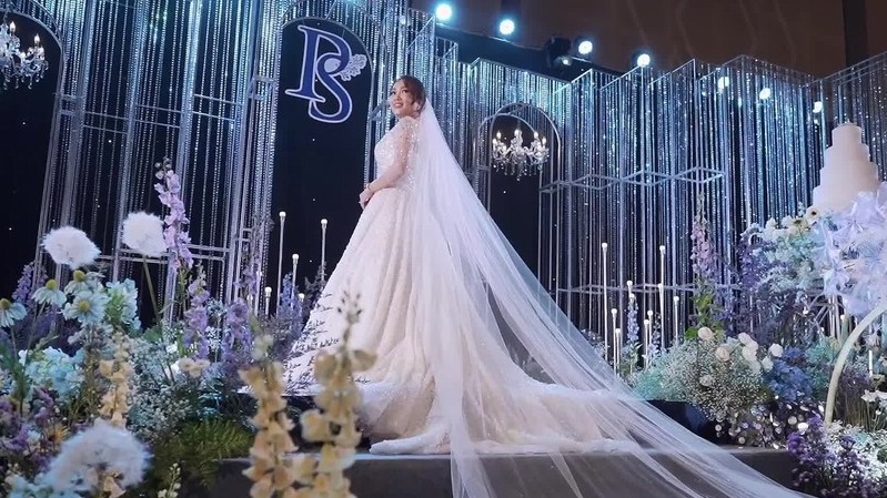 蓝紫色手工花背景泰式婚礼精剪 03:43