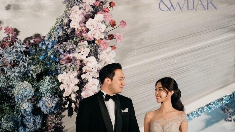 亮片薄纱铁艺造型泰式婚礼