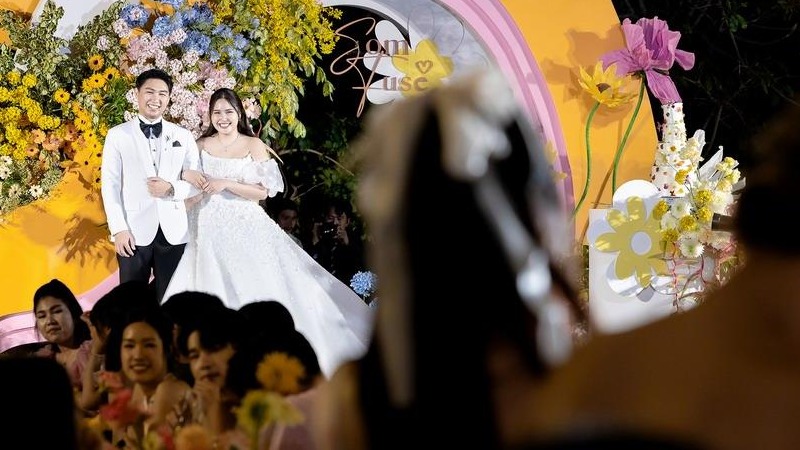 粉粉嫩嫩户外泰式婚礼