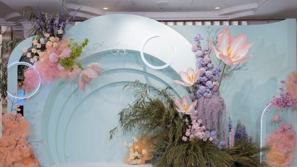 粉蓝色纯美梦境泰式婚礼