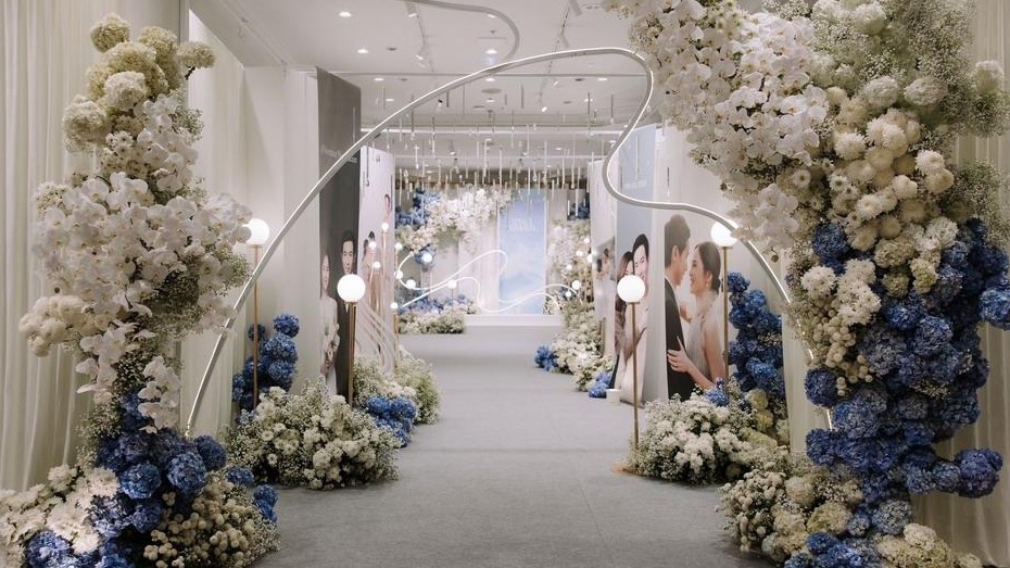 白蓝色自由海风泰式婚礼