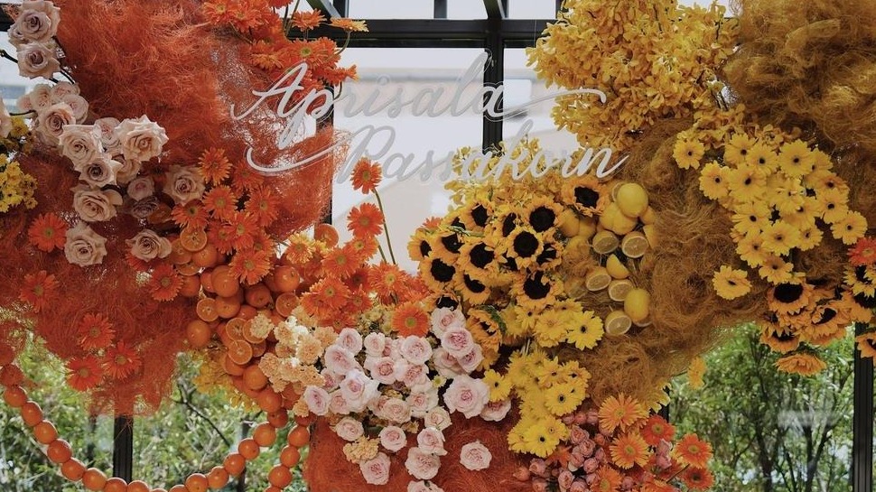 橙色调明媚阳光泰式婚礼