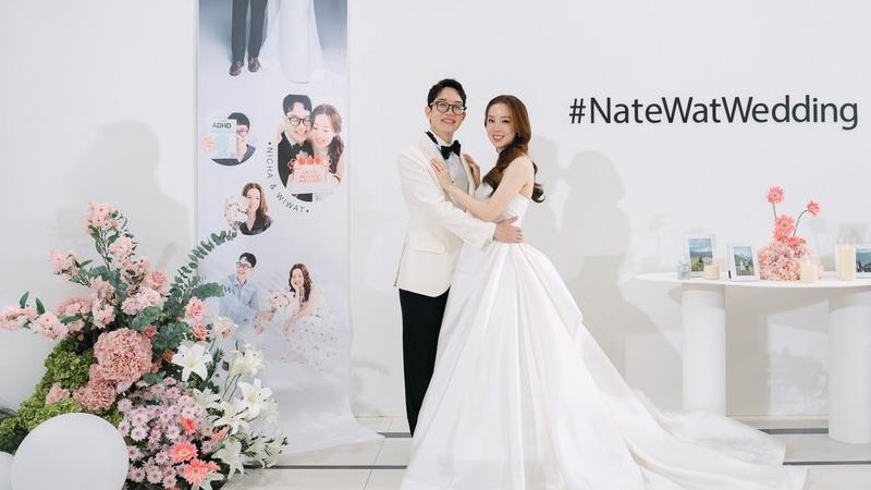 粉白色自然花海泰式婚礼