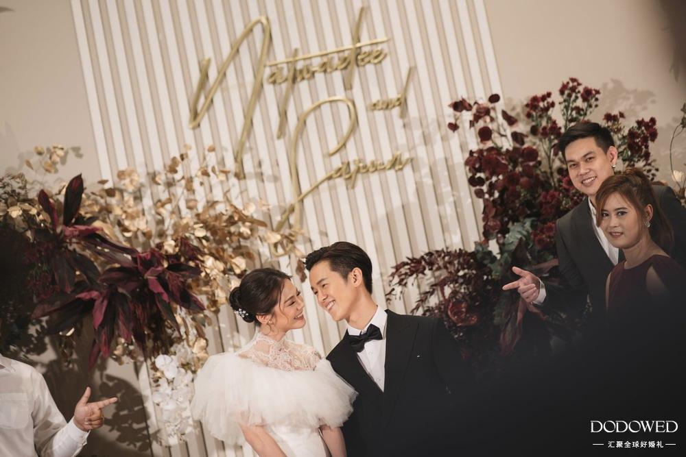 白色装饰线条时尚泰式婚礼-国外案例-dodowed婚礼策划网